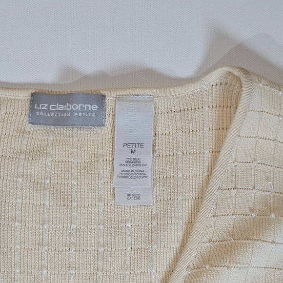 Liz Claiborne Cardigan Womens Petite Medium Silk Blend V Neck Button Sweater - Picture 4 of 6
